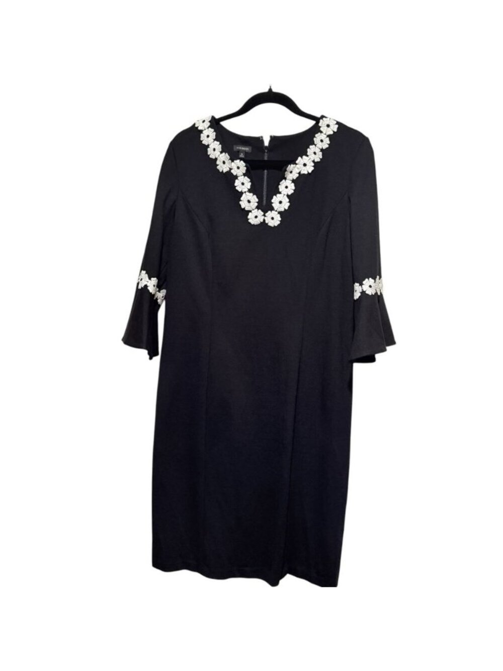 Talbots Sz 14 Embroidered Floral Black Flounce Bell Sleeve Shift Dress Classic - Picture 2 of 8